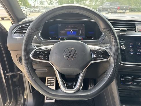 Used 2022 Volkswagen Tiguan SE R-Line FWD image 14