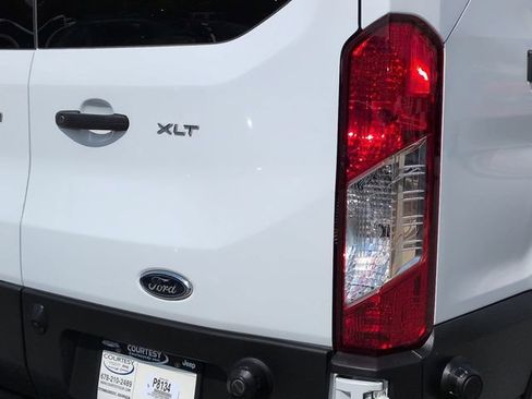 Used 2024 Ford Transit 350 XLT RWD image 14