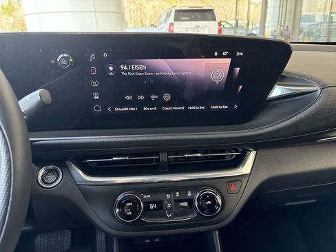 Certified 2024 Buick Envista Preferred image 13