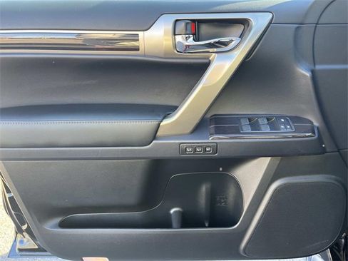 Used 2021 Lexus GX 460 Luxury w/ Sport Design Package image 29