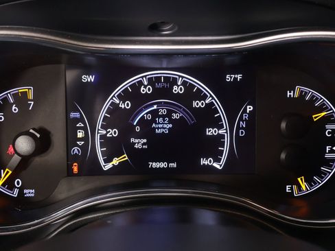 Used 2020 Jeep Grand Cherokee Limited RWD image 4