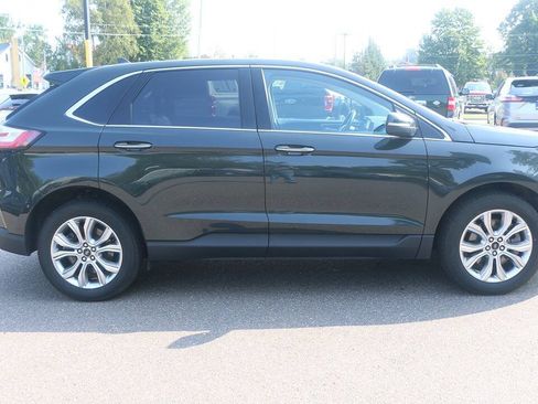 Used 2024 Ford Edge Titanium AWD/4WD image 6