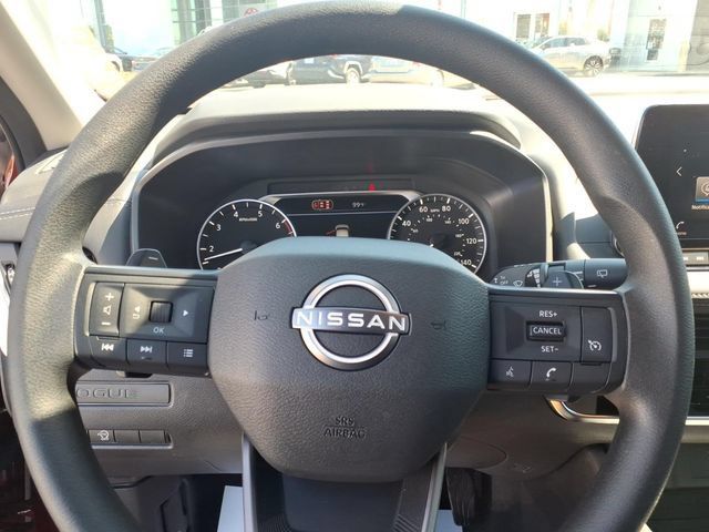 Used 2026 Nissan Rogue S FWD image 27