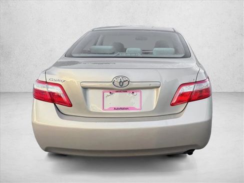 Used 2008 Toyota Camry LE image 7