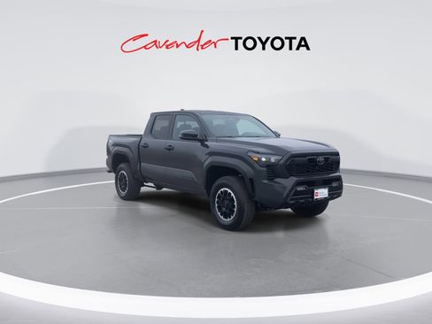 Certified 2026 Toyota Tacoma TRD Off-Road image 2