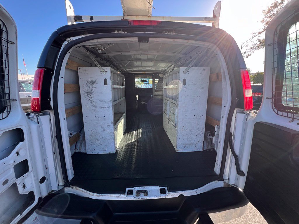 Used 2019 GMC Savana 2500 w/ Driver Convenience Package RWD image 20