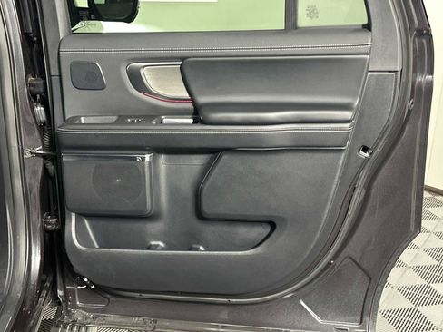 Used 2025 Ford Expedition Max Platinum w/ Driver's Package image 20