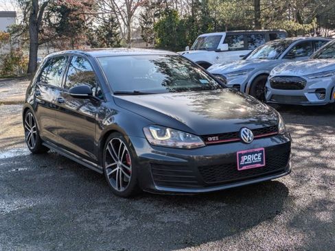 Used 2017 Volkswagen GTI Sport image 3