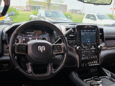Used 2022 RAM 2500 Limited AWD/4WD image 36