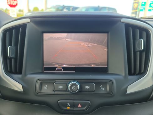 Used 2023 GMC Terrain SLE w/ Driver Convenience Package FWD image 27