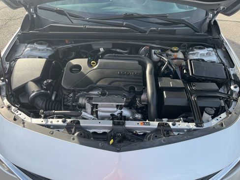 Used 2022 Chevrolet Malibu LT image 9