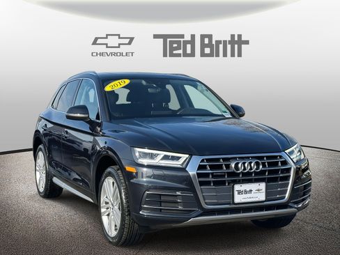 Used 2019 Audi Q5 2.0T Premium Plus image 3