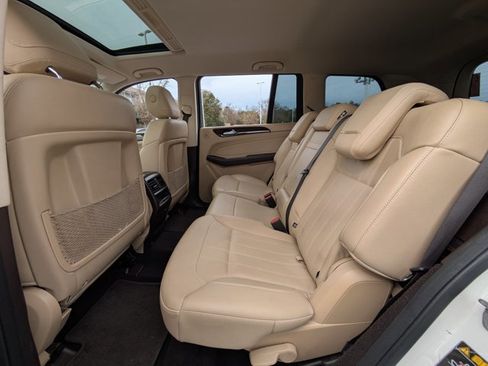 Used 2019 Mercedes-Benz GLS 450 4MATIC image 18