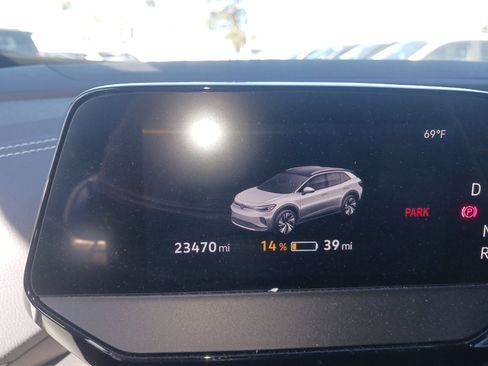 Used 2023 Volkswagen ID.4 Pro S image 6