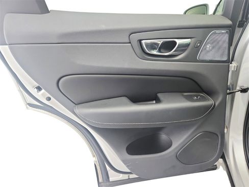 Used 2019 Volvo XC60 T6 Inscription w/ Protection Package Premier image 24