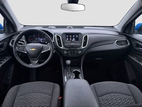 Used 2024 Chevrolet Equinox LT FWD image 18