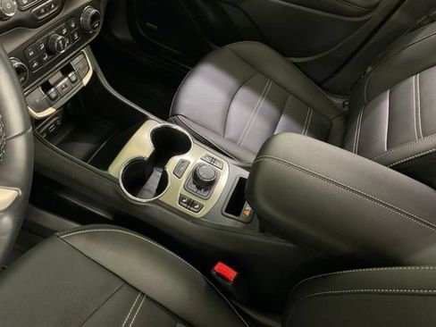 Used 2023 GMC Terrain Denali w/ LPO, Floor Liner Package AWD/4WD image 17