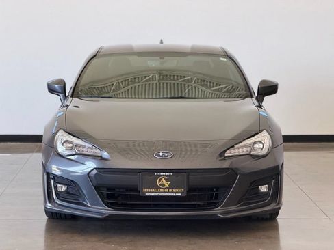 Used 2020 Subaru BRZ Limited RWD image 2