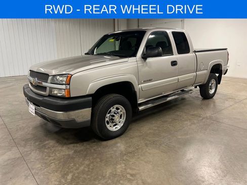 Used 2004 Chevrolet Silverado 2500 LS image 4