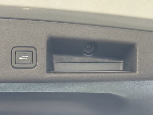 Used 2024 Chevrolet Equinox LT w/ LPO, Floor Liner Package image 8