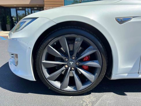Used 2016 Tesla Model S 90D AWD/4WD image 11