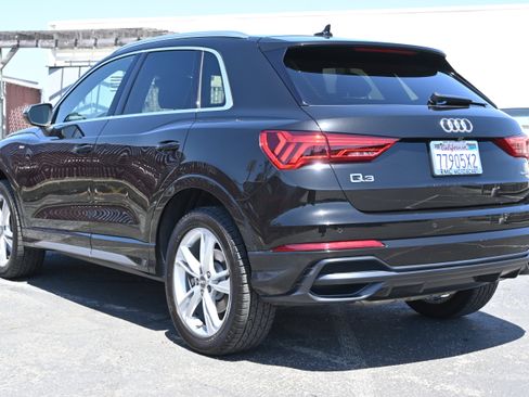 Used 2020 Audi Q3 2.0T Premium Plus w/ Premium Plus Package AWD/4WD image 3