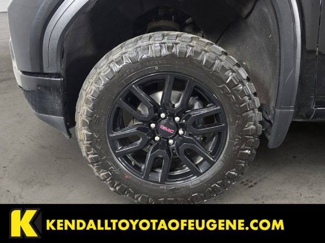 Used 2021 GMC Sierra 1500 Elevation w/ LPO, Elevation Black Package AWD/4WD image 9