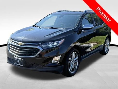 Used 2018 Chevrolet Equinox Premier image 3