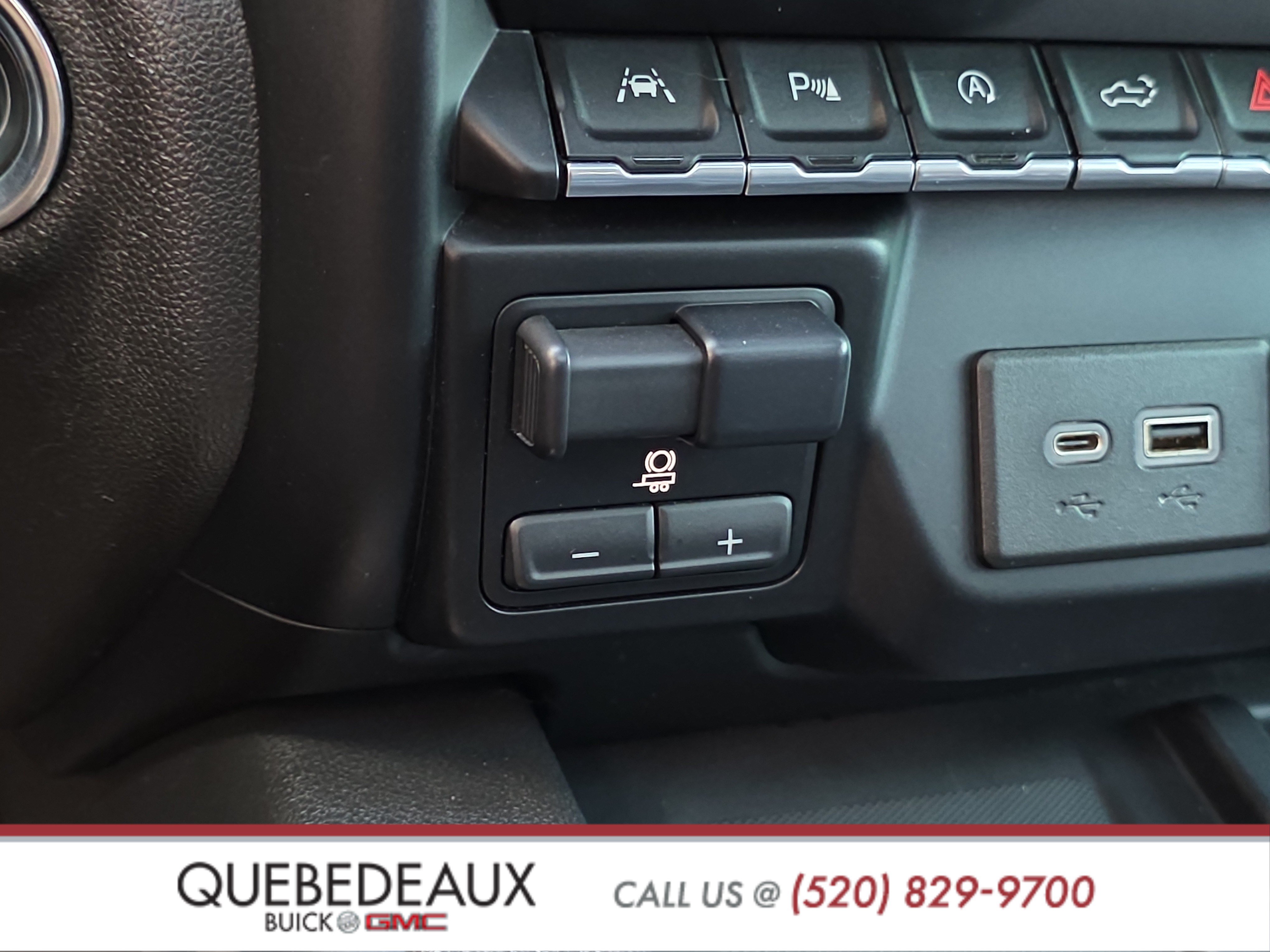 Used 2020 GMC Sierra 1500 AT4 w/ Technology Package AWD/4WD image 23