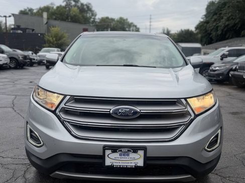 Used 2017 Ford Edge SEL w/ Equipment Group 201A AWD/4WD image 3
