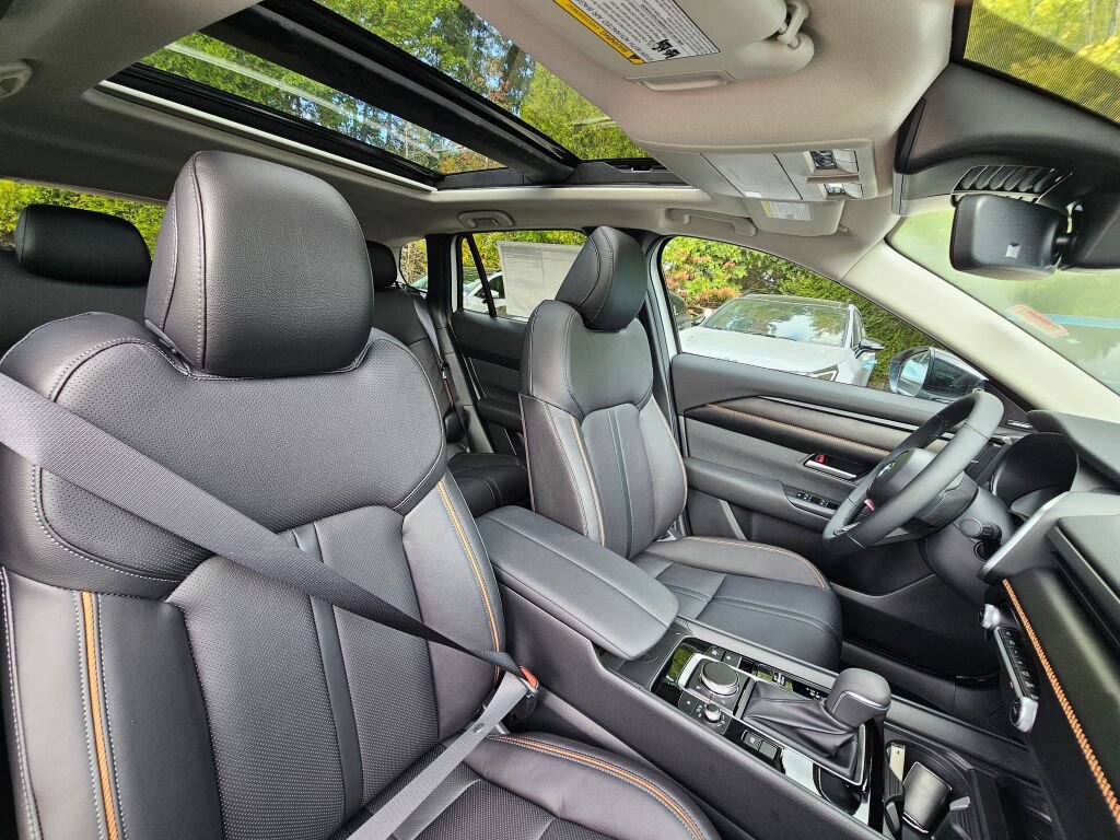 New 2026 MAZDA CX-50 AWD 2.5 Hybrid w/ Cargo Package image 33