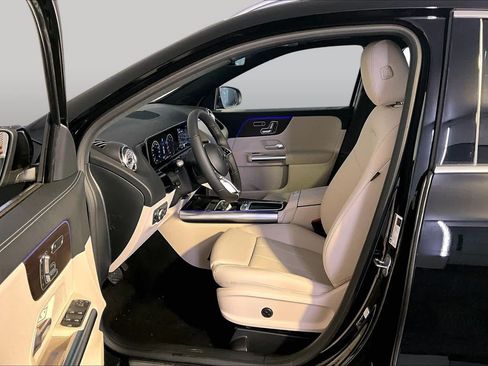 New 2026 Mercedes-Benz GLA 250 4MATIC image 13