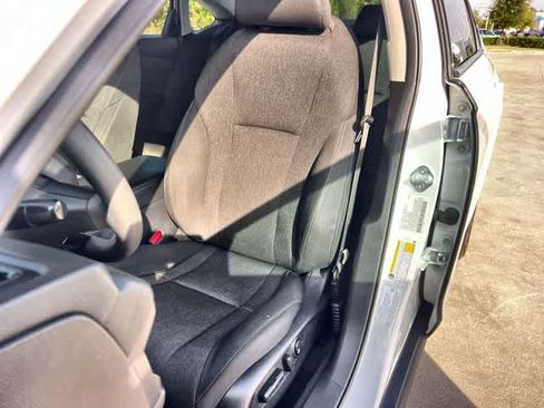 Used 2023 Honda Accord EX image 11
