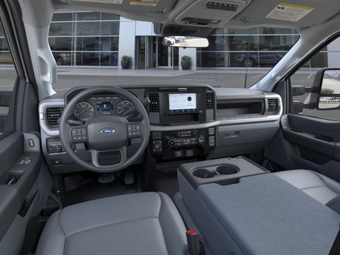New 2026 Ford F350 XL w/ XL Chrome Package AWD/4WD image 9