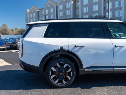 New 2027 Kia Telluride S image 9