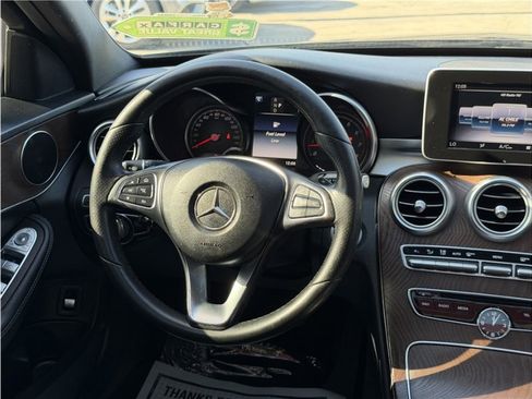 Used 2018 Mercedes-Benz C 300 Sedan image 33