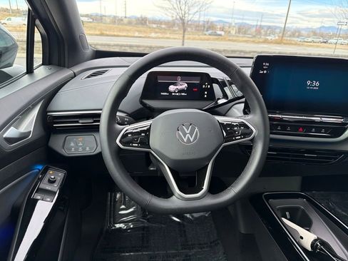 Certified 2023 Volkswagen ID.4 Pro S Plus image 17