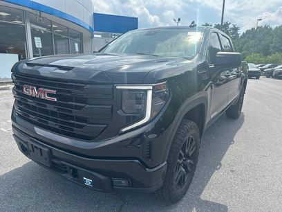 Used 2023 GMC Sierra 1500 Elevation