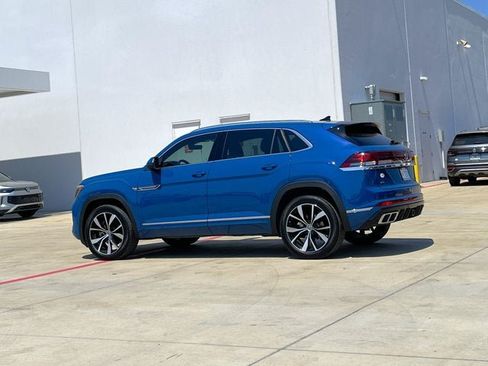 Used 2025 Volkswagen Atlas Cross Sport SEL Premium R-Line AWD/4WD image 5