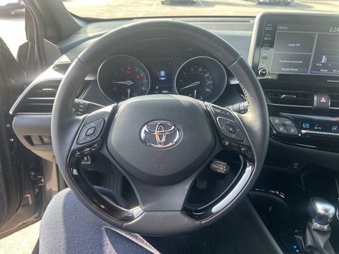 Certified 2022 Toyota C-HR Nightshade image 16