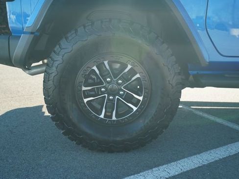 Used 2025 Jeep Wrangler Rubicon image 38