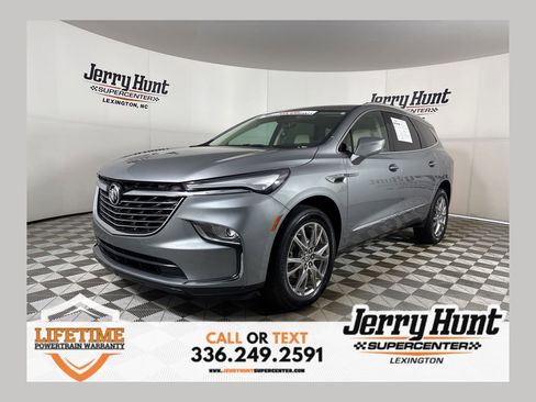 Used 2023 Buick Enclave Premium w/ Experience Buick Package image 1