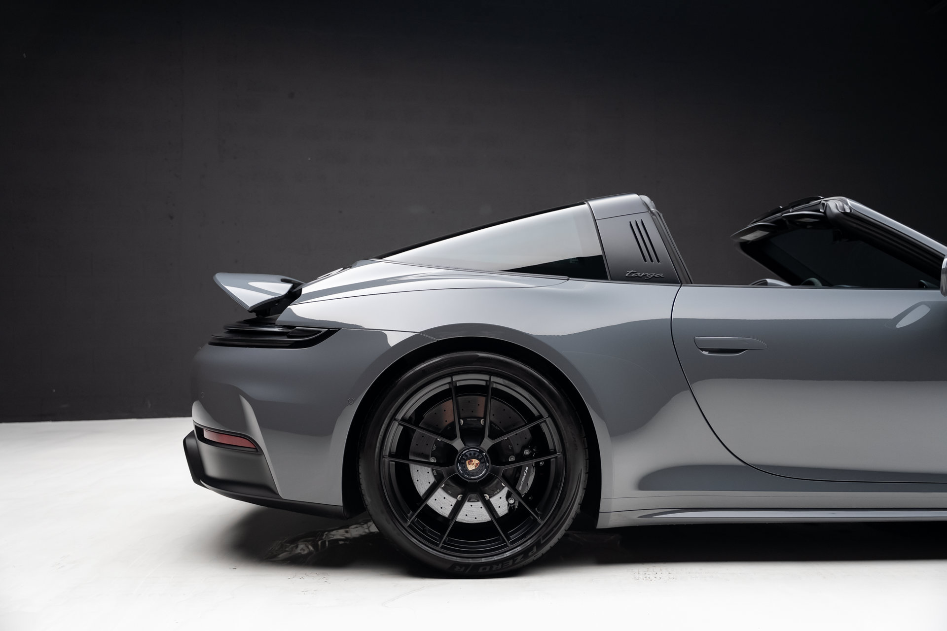 Used 2025 Porsche 911 Targa 4 GTS AWD/4WD image 39