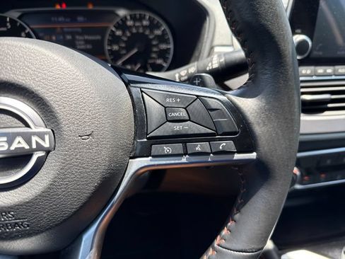Certified 2023 Nissan Altima 2.5 SR FWD image 32