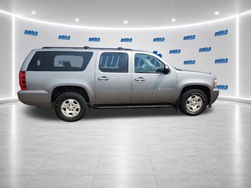 Used 2012 Chevrolet Suburban LS w/ Convenience Package 1 AWD/4WD image 6
