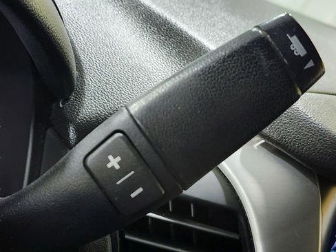 Used 2018 GMC Yukon SLT image 19