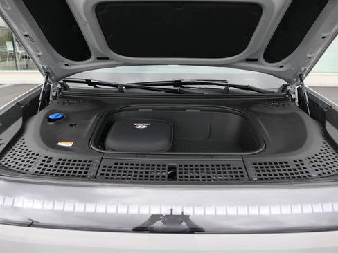 New 2026 Hyundai Ioniq 9 SE AWD/4WD image 36