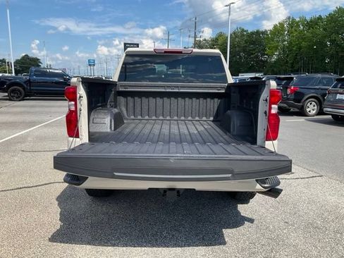 Used 2026 Chevrolet Silverado 1500 Custom w/ Turbomax Blackout Package RWD image 16