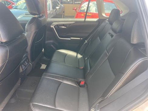 Used 2021 Toyota RAV4 XLE image 14