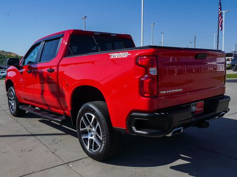 Used 2020 Chevrolet Silverado 1500 LT Trail Boss AWD/4WD image 6